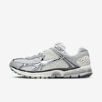 Nike Zoom Vomero 5 SE SP Men's Shoes. Nike.com